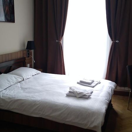 Hotel Nice Tbiliszi Kültér fotó