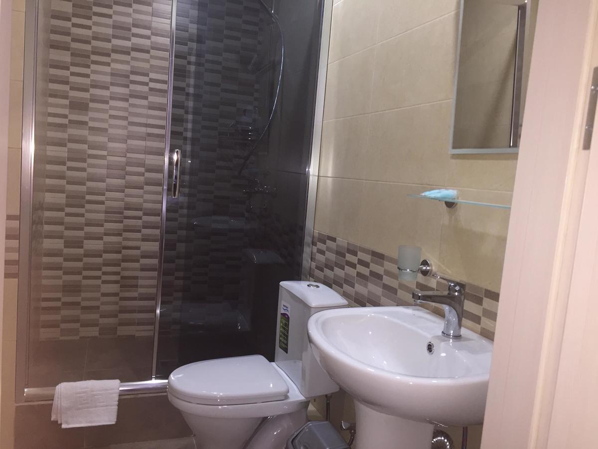 Hotel Nice Tbiliszi Kültér fotó