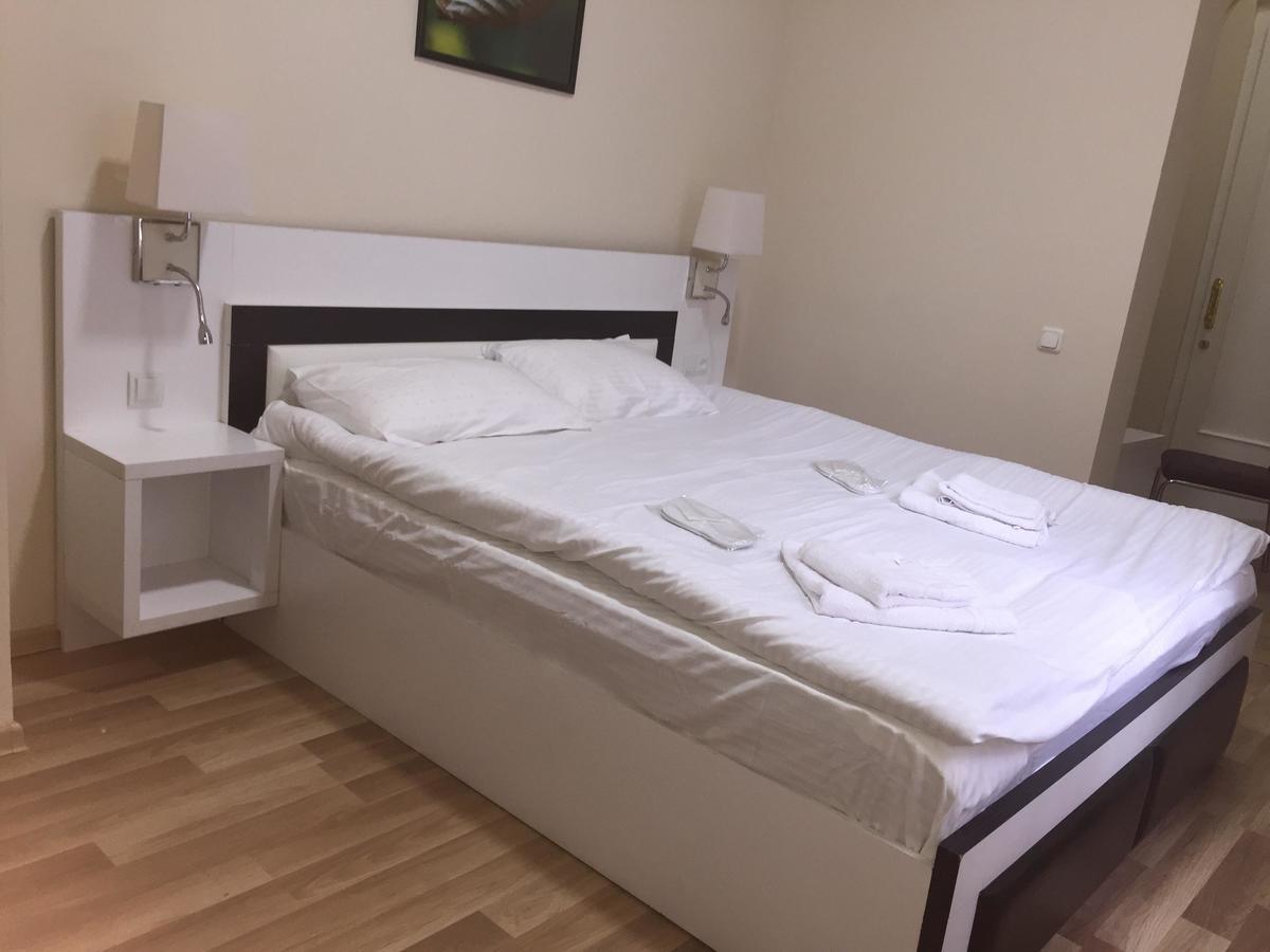 Hotel Nice Tbiliszi Kültér fotó