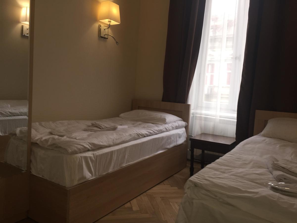 Hotel Nice Tbiliszi Kültér fotó