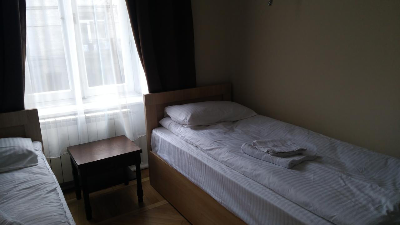 Hotel Nice Tbiliszi Kültér fotó